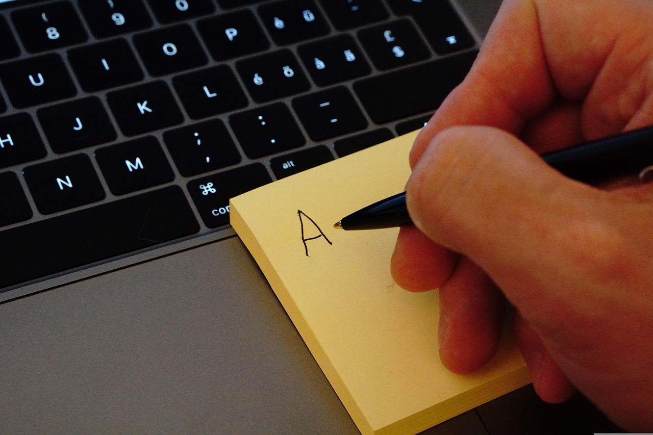 Custom email reminders for any important date